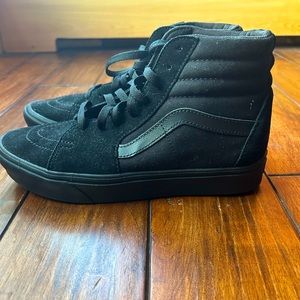 Vans High Top Comfy Cushion—Brand New! Unisex— Men’s 8/ Women’s 9.5. Black suede